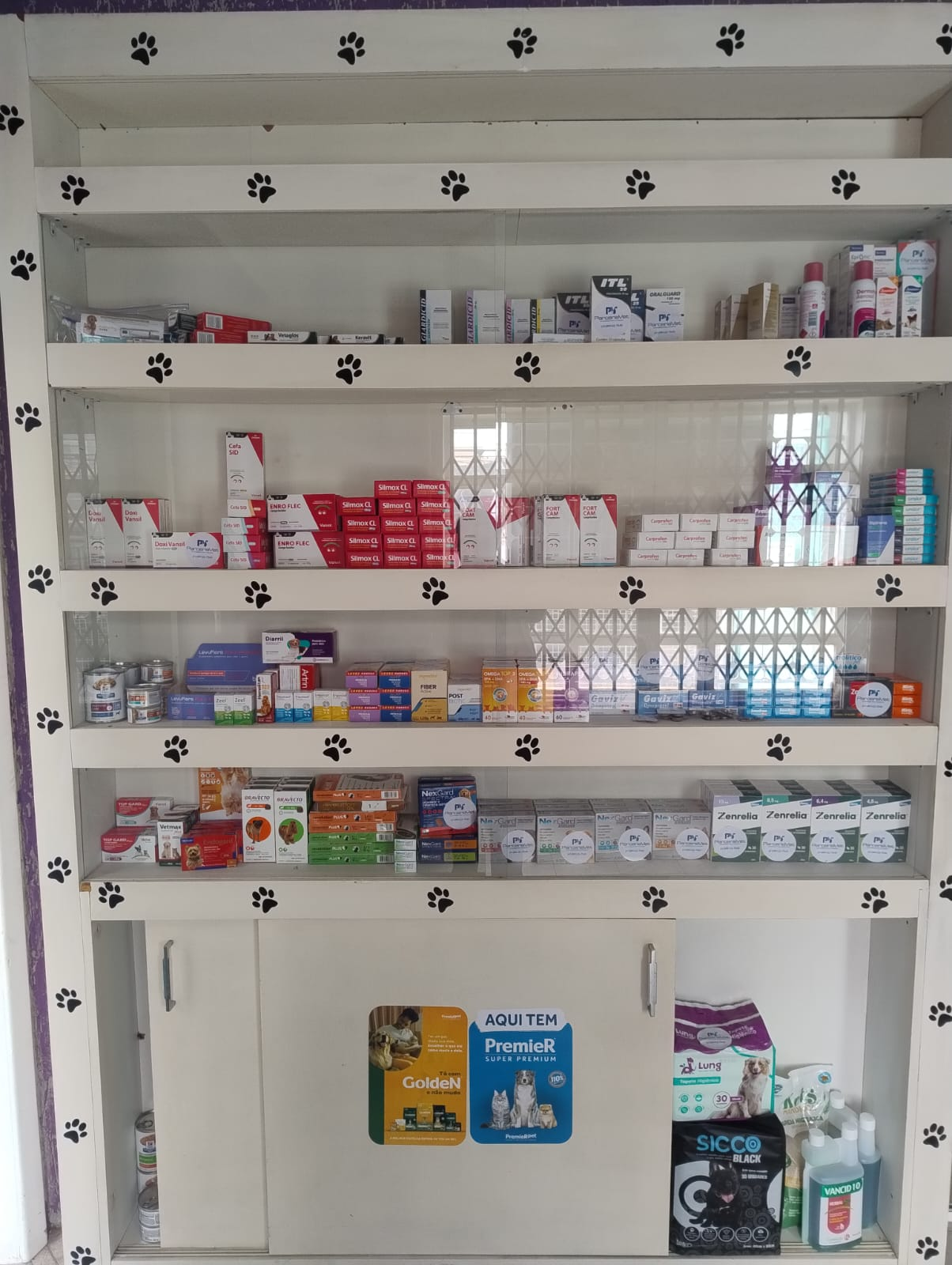 Farmácia, rações e medicação